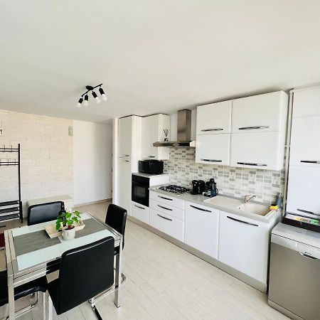 Denis Apartament توردا المظهر الخارجي الصورة